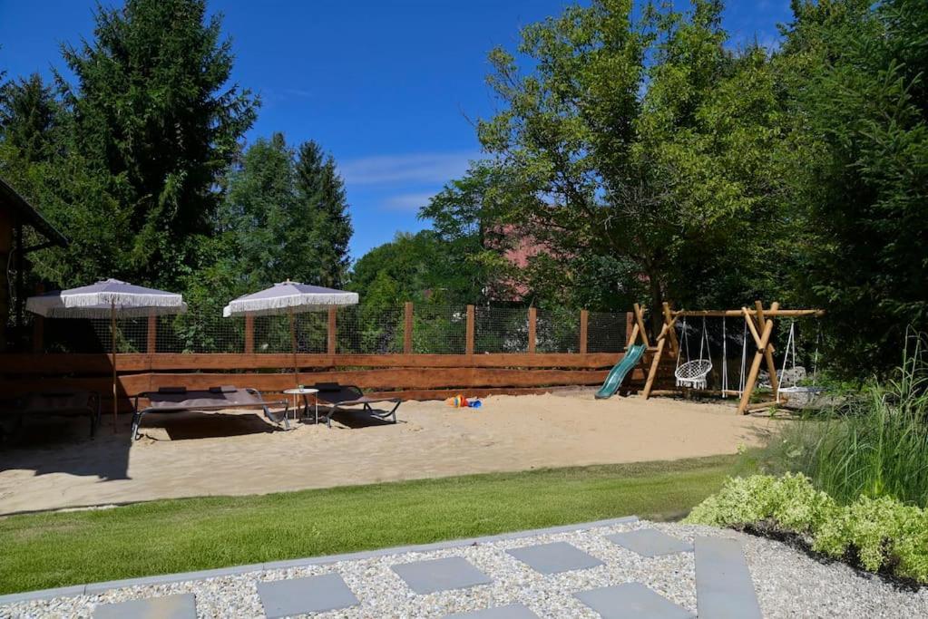 Polana Slowikowa 5 Star- Domek W Gorach Z Jacuzzi, Sauna,Basen,Ogrod Z Lasem, Kominek I Narty Stroza  ภายนอก รูปภาพ